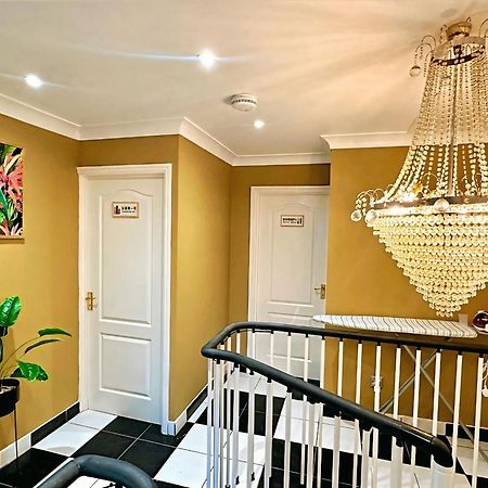 Charming 3-Bedroom House With Garden In Portsmouth, Close Parking, Train Station & Gunwharf Kültér fotó
